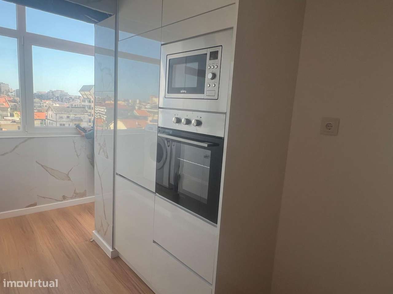 T2 +1 completamente renovado com vistas mar-6