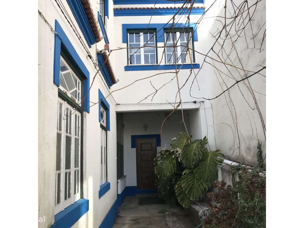 Moradia T7 com elevador-6