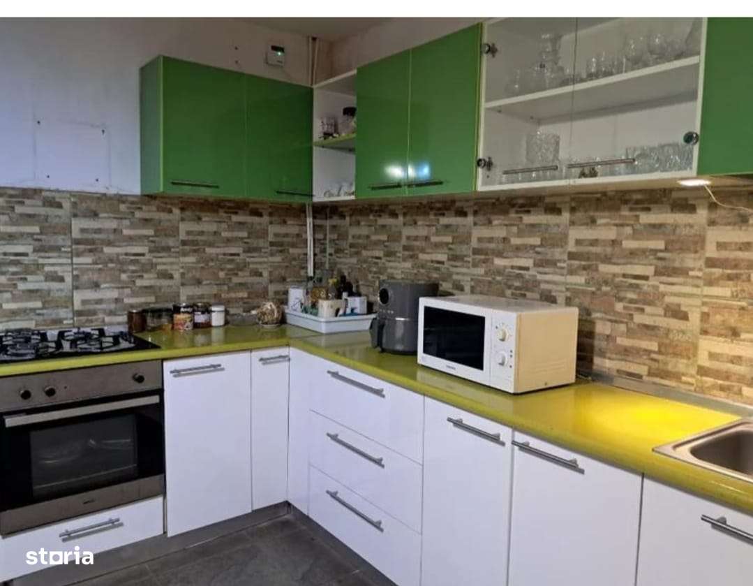 Vila individuala complet echipata  si curte generoasa-0