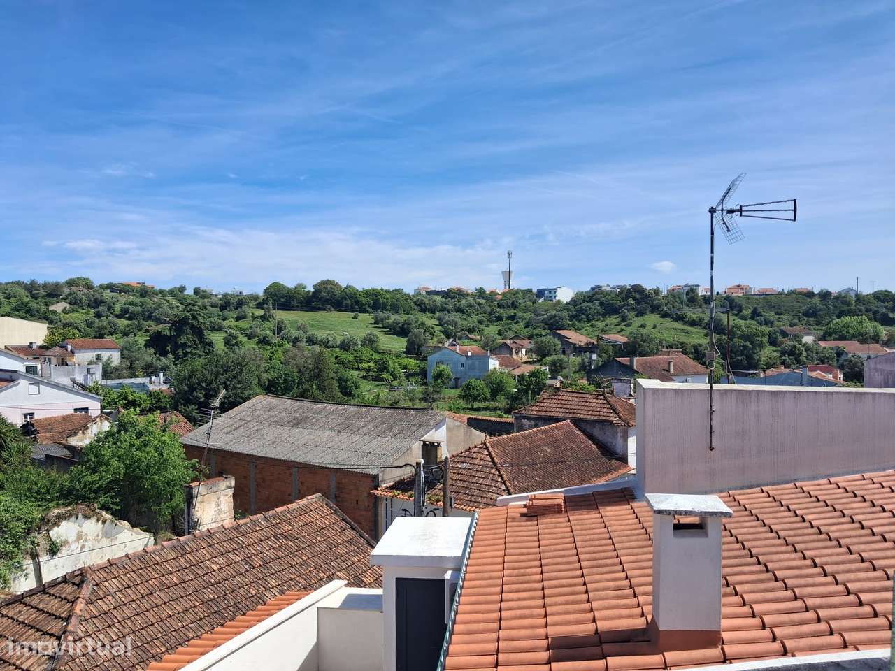 Moradia T2 com terraço e cave em Torres Novas-18