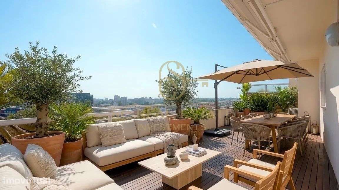 Exclusivo T2 Duplex Recuado, Último Piso, 2 Terraços, Cedofeita-1