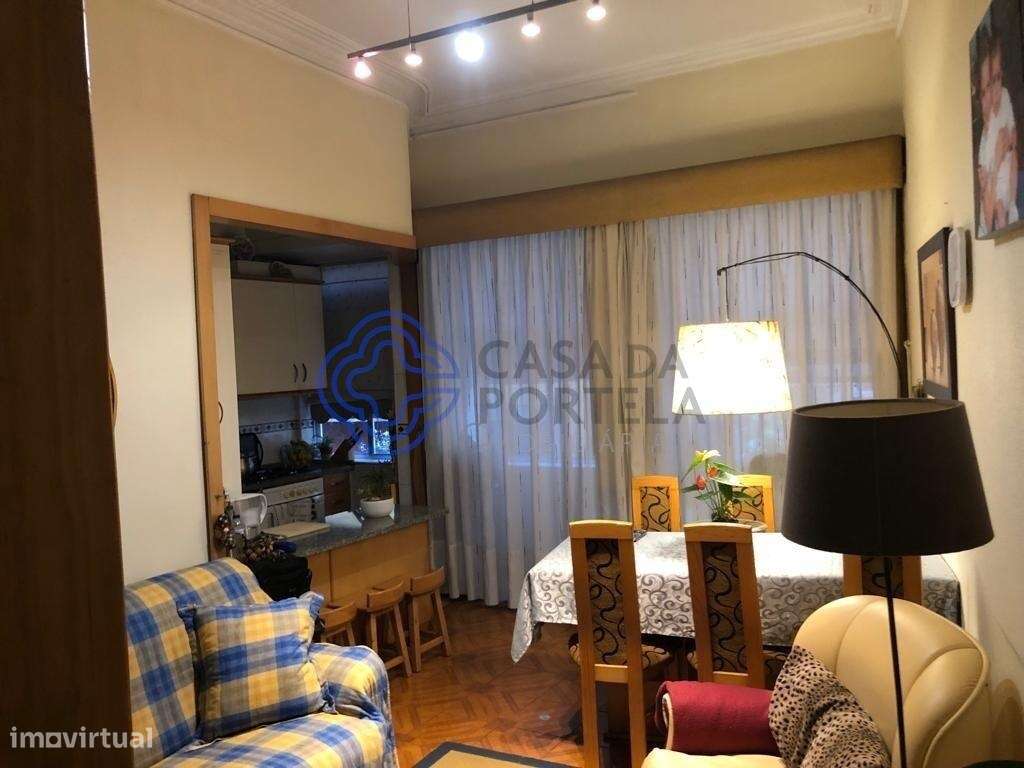 Escritório na zona da Ribeira convertido em 2 apartamentos - Grande imagem: 5/11