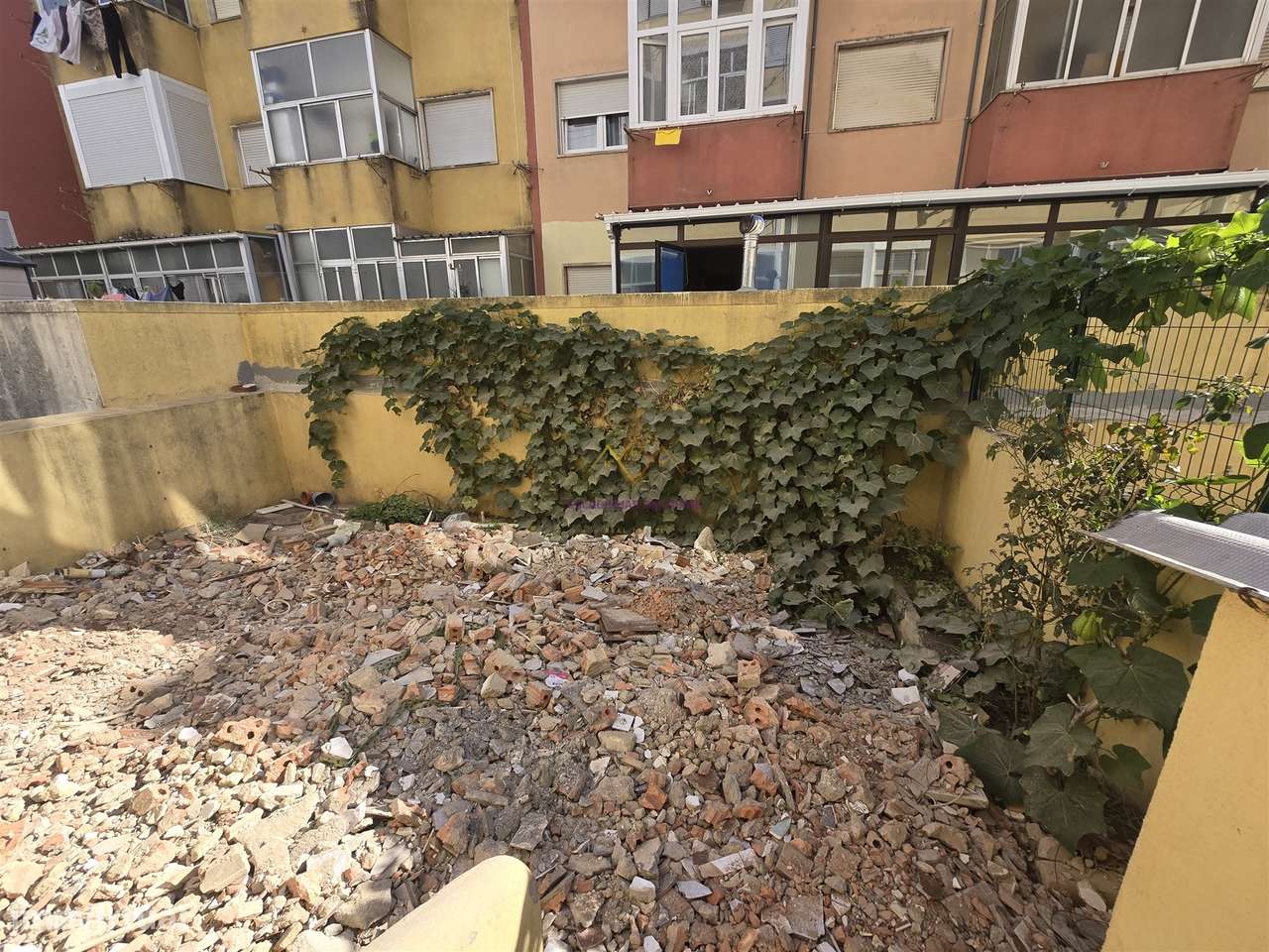 Apartamento com Terraço em Queluz - Grande imagem: 4/23