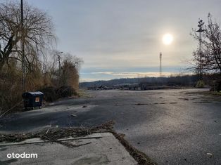 Teren inwestycyjny. Zabudowana nieruchomość Żabno