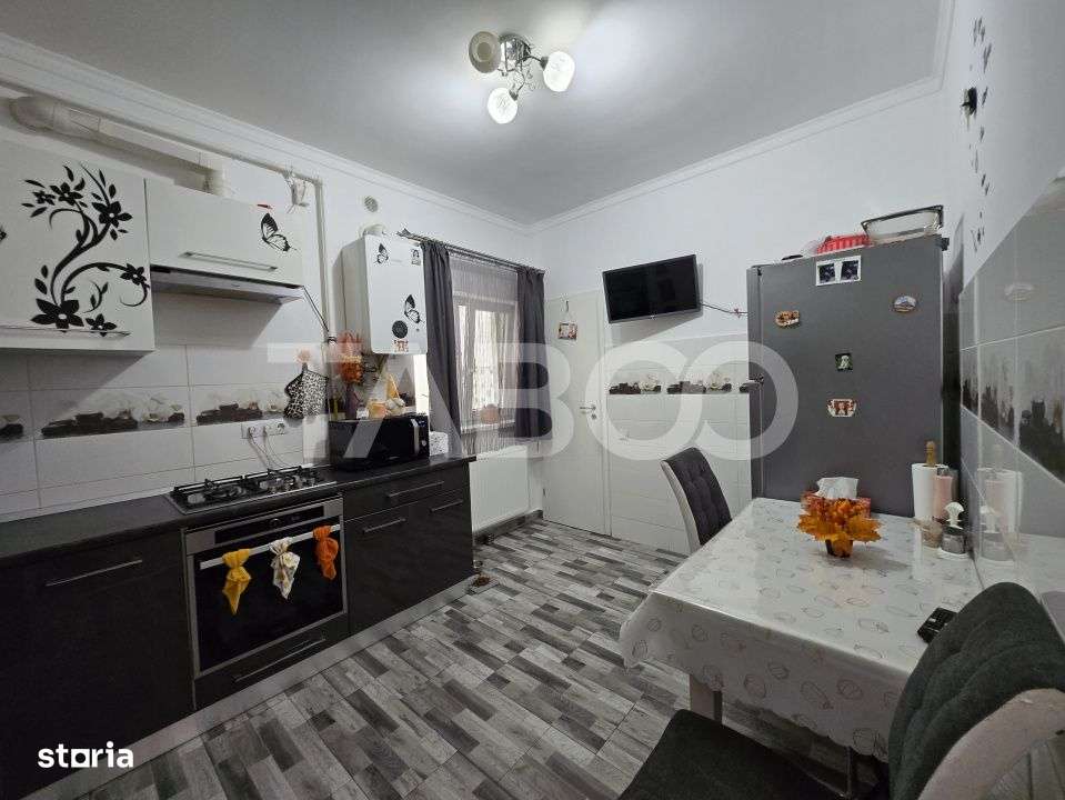 Apartament de vanzare 69mp 3 camere decomandat zona Tineretului Sibiu - Imagine principală: 3/19