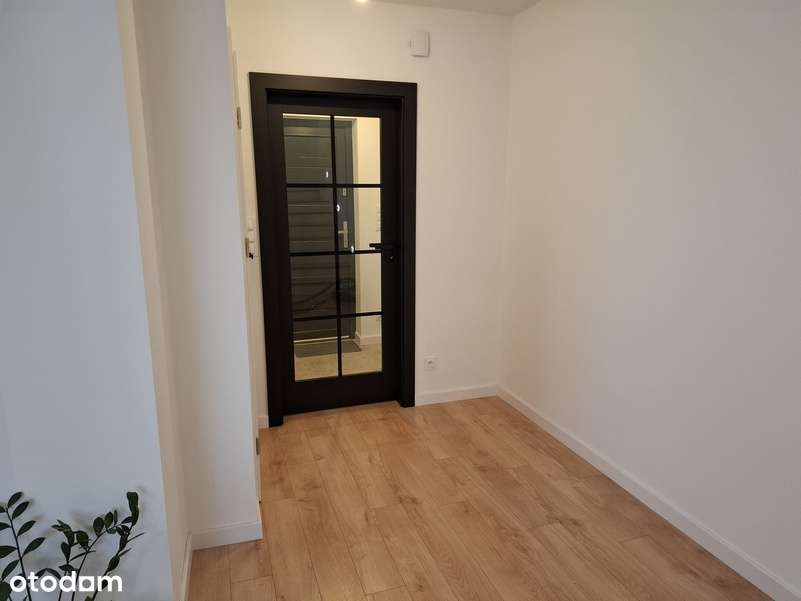 Nowy dom 130m2, działka 1380 m2 w atrakcyjnym miejscu !-16