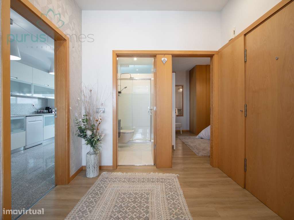 Apartamento T4 Dúplex na Zona Histórica de Aveiro-7