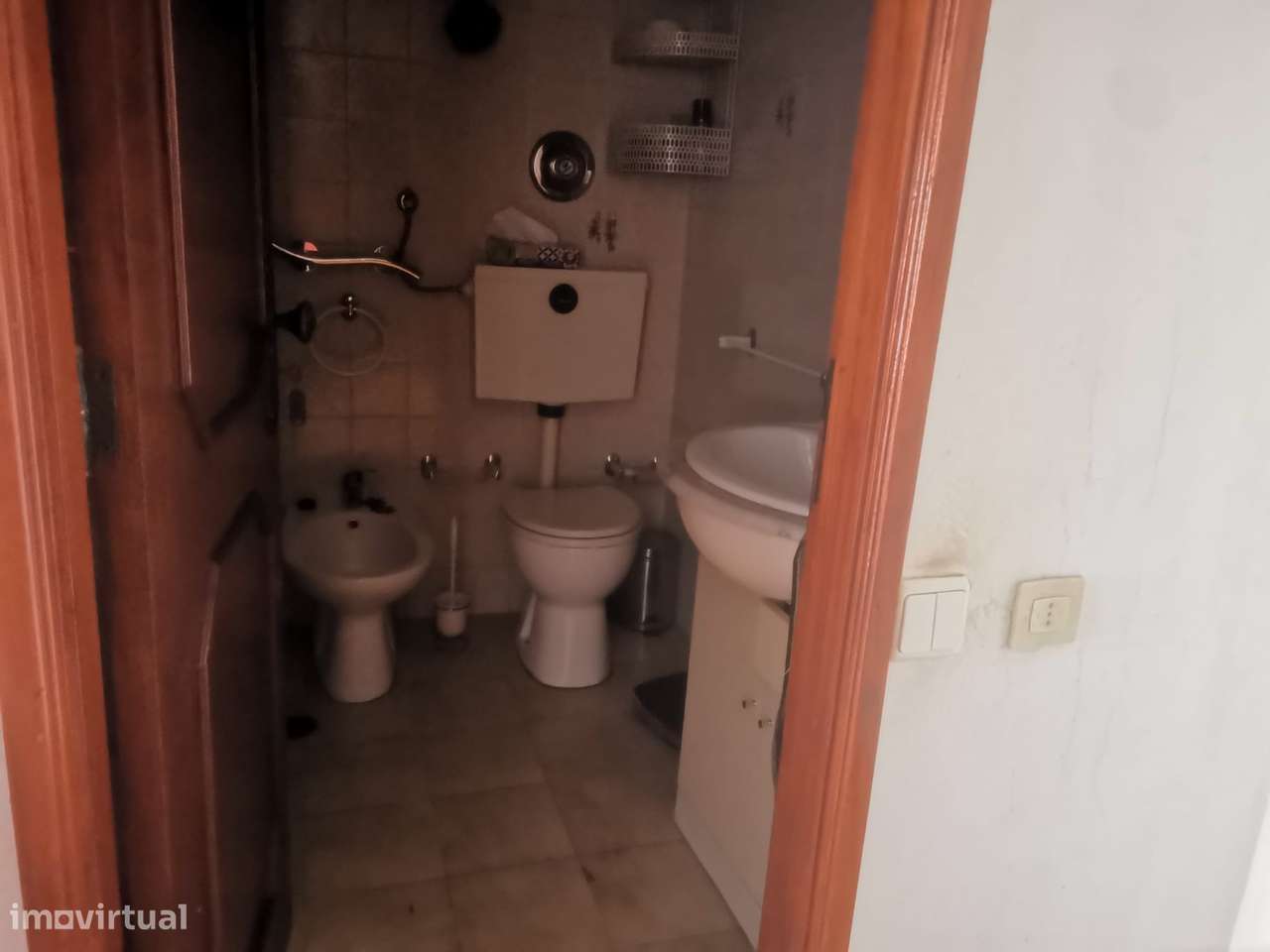 T2 com varanda, elevador e vista urbana - Cidade da Maia-18