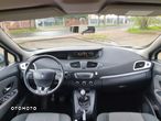 Renault Scenic 1.6 16V 110 Paris - 9