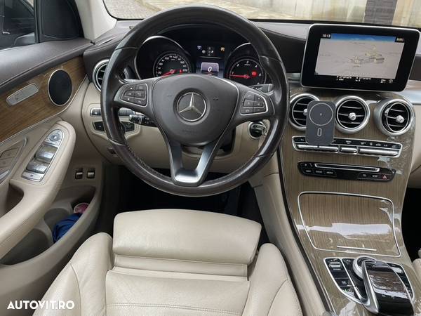 Mercedes-Benz GLC 220 d 4Matic 9G-TRONIC - 8