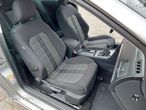 Volkswagen Golf 1.6 BlueTDI Comfortline - 17