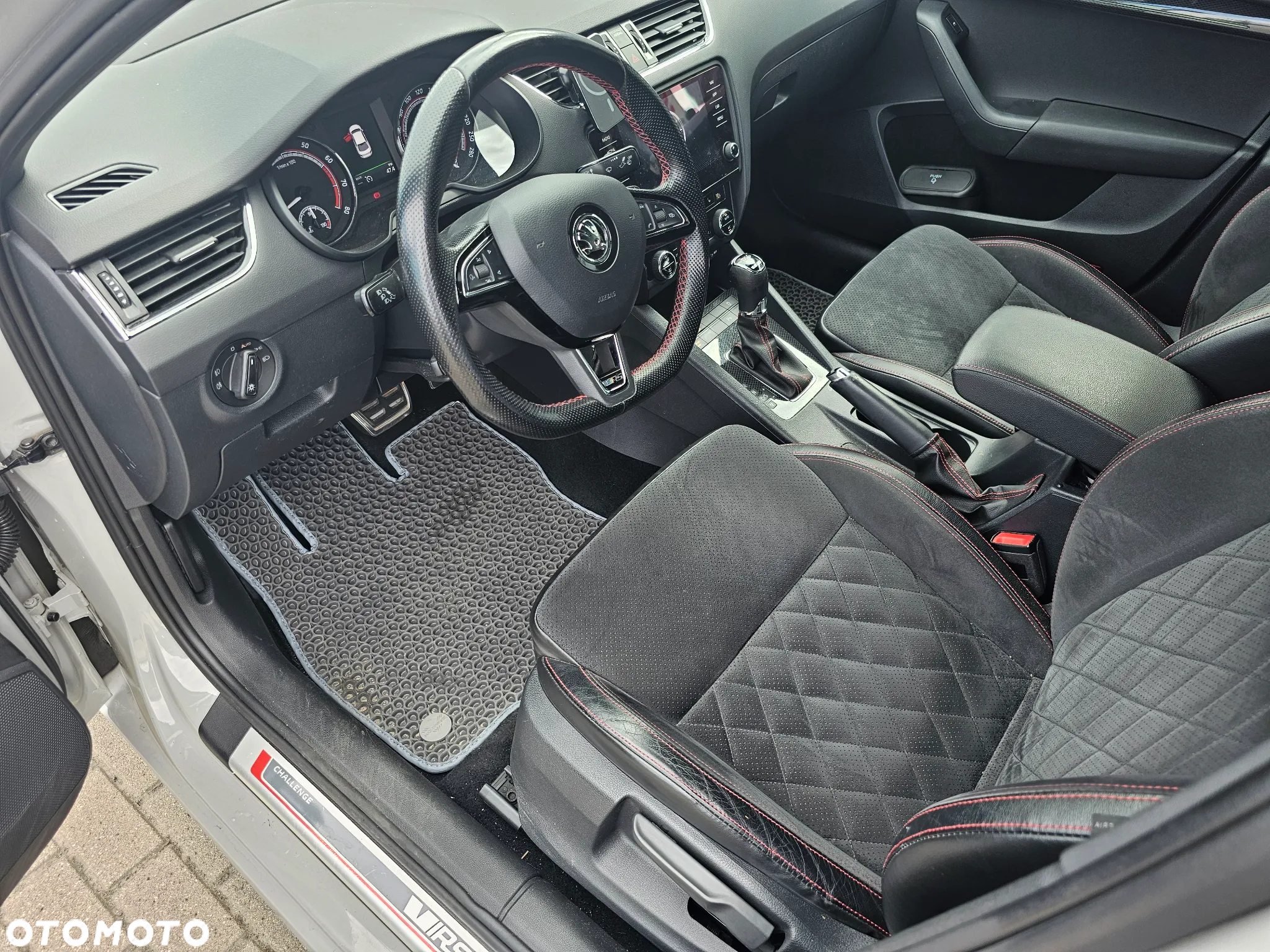 Skoda Octavia 2.0 TSI RS 230 DSG - 8