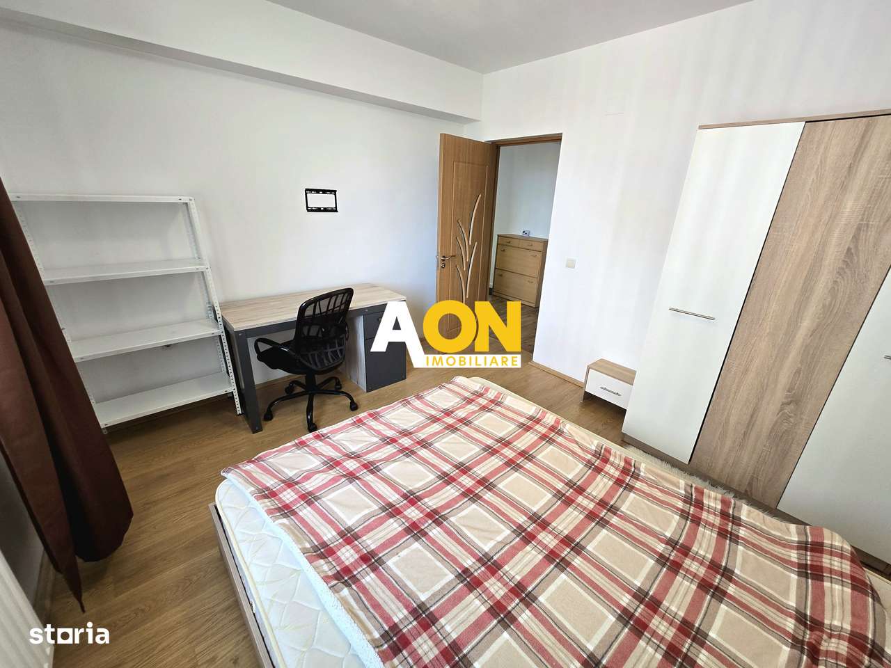 Apartament cu 3 Camere, Bloc Nou, Zona Centru - Imagine principală: 5/12