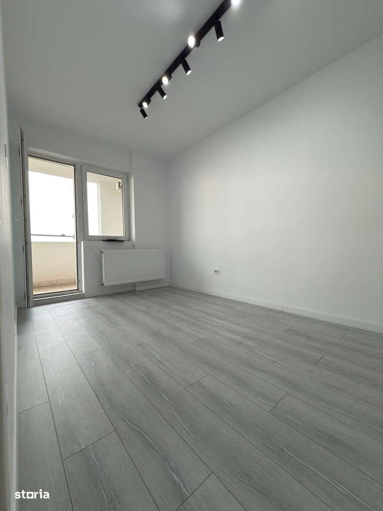 Apartament 2 Camere la 1.5 kilometri de Metrou - Imagine principală: 2/13