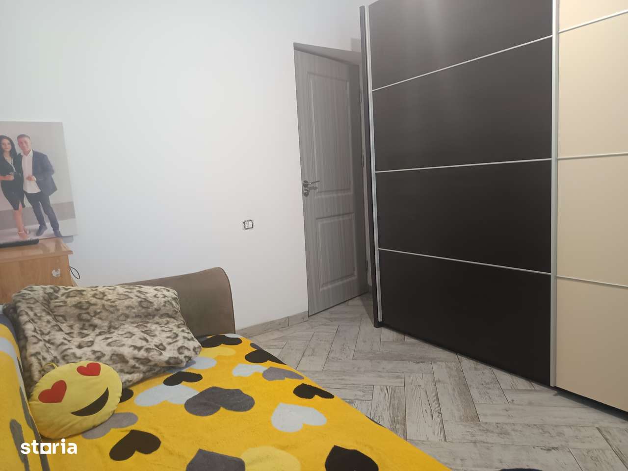 Casa de vanzare - Imagine principală: 5/14