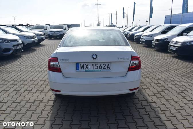 Skoda Octavia 1.4 TSI Ambition DSG - 8