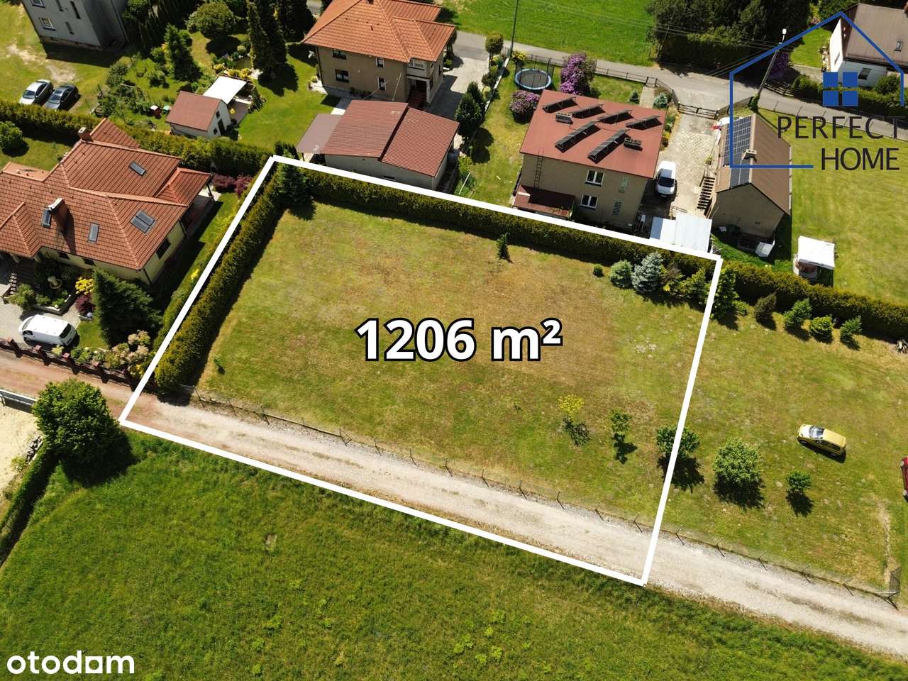 Ustawna  ogrodzona działka, Ładny widok oraz media-0