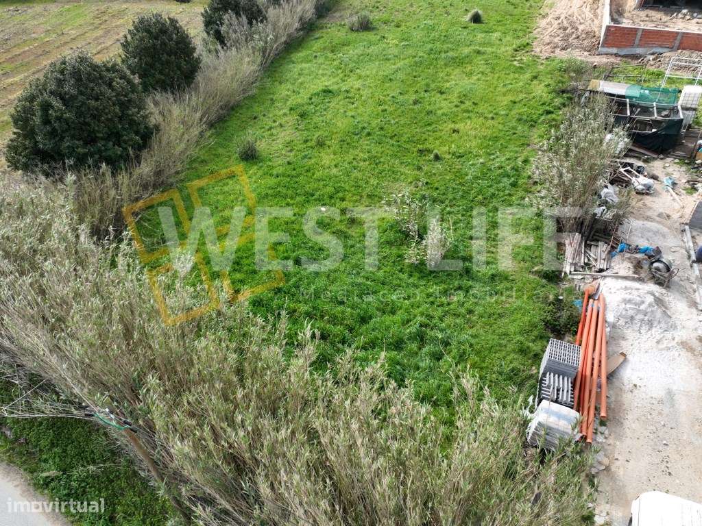 Terreno Urbano com 1276m2 - Localização e exposição solar excelente...-11