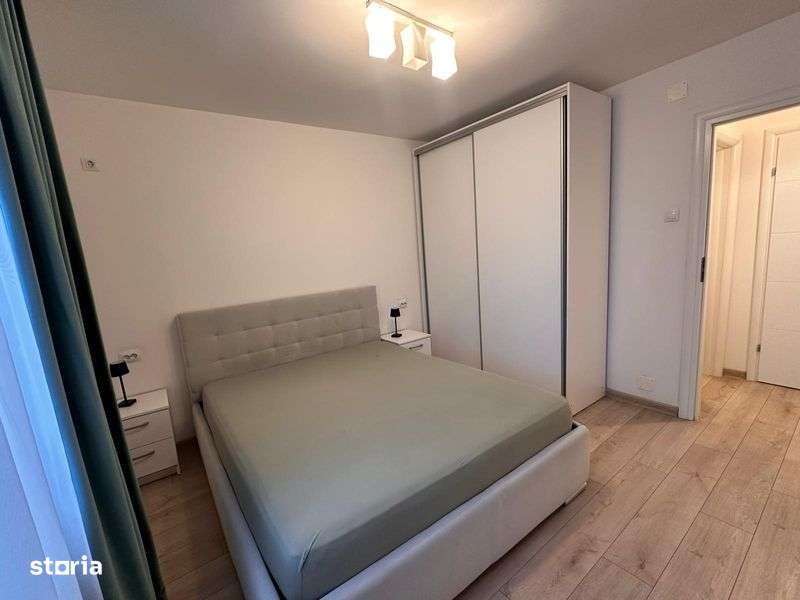 Vand apartament 2 camere decomandat