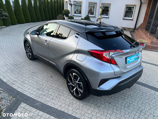 Toyota C-HR Hybrid Club - 25