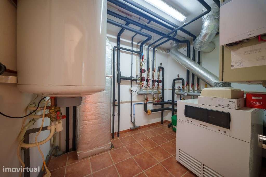 Moradia T5 - Tomar, inserida num amplo terreno de 15.560 m²-39
