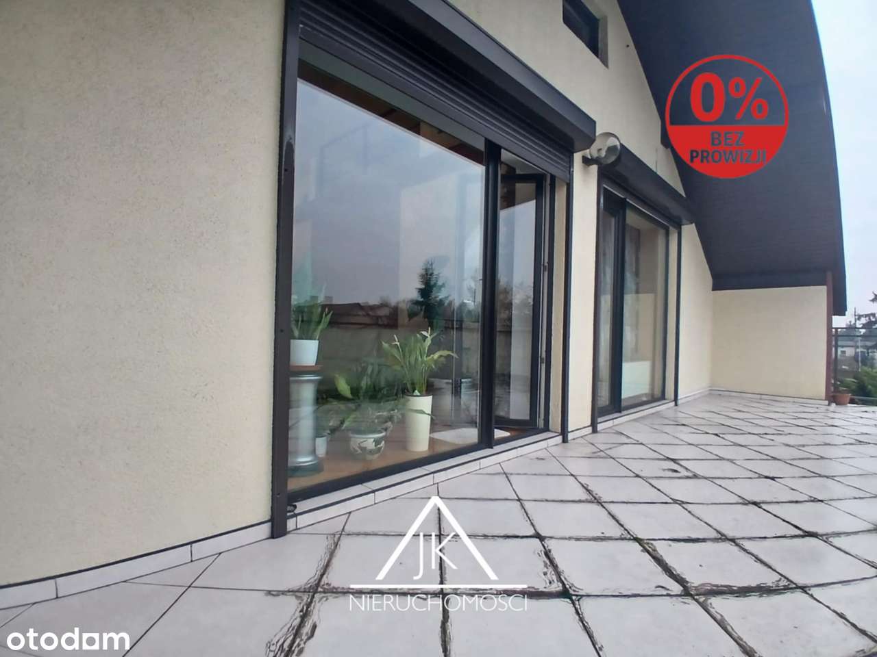 Dom  wielo lub jednorodzinny z Parterem na Wynajem lub Działalność.-14