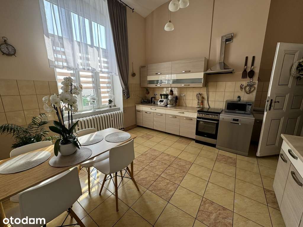 Przestronne mieszkanie w centrum Kłodzka z garażem - Pełny obrazek: 3/15