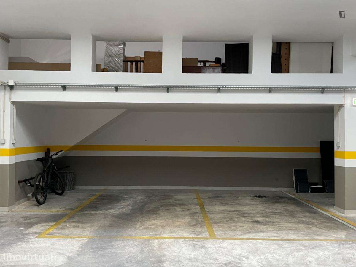 Apartamento com 1 quartos - localizado em Intendente Lisbon - Grande imagem: 5/5