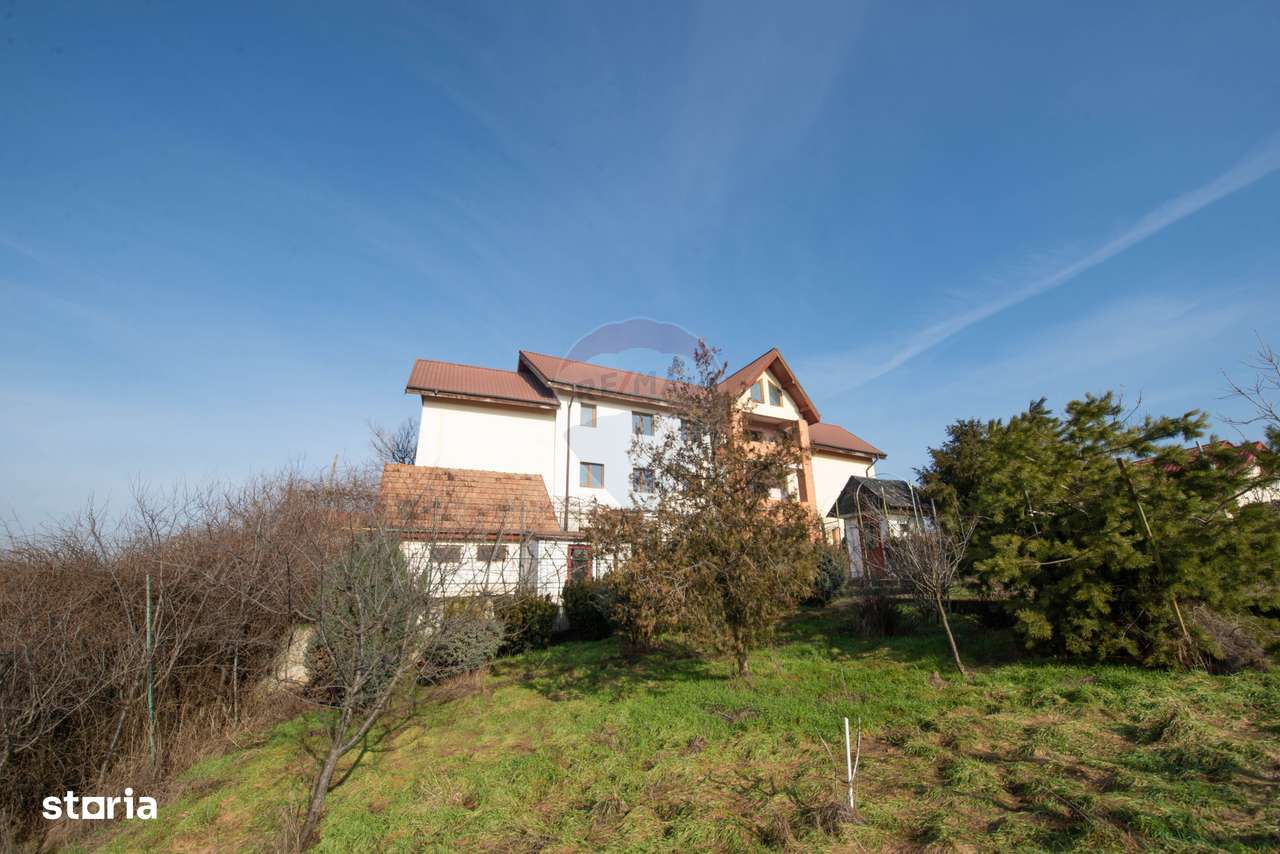 Casa - Vila de vanzare, 582 mp construiti,  la gri, Manolache, Ilfov-2