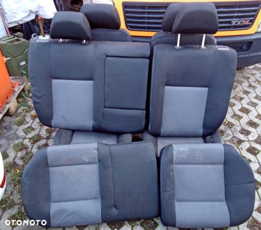 Fotele siedzenia VW Golf IV 4 komplet 5D. - 1