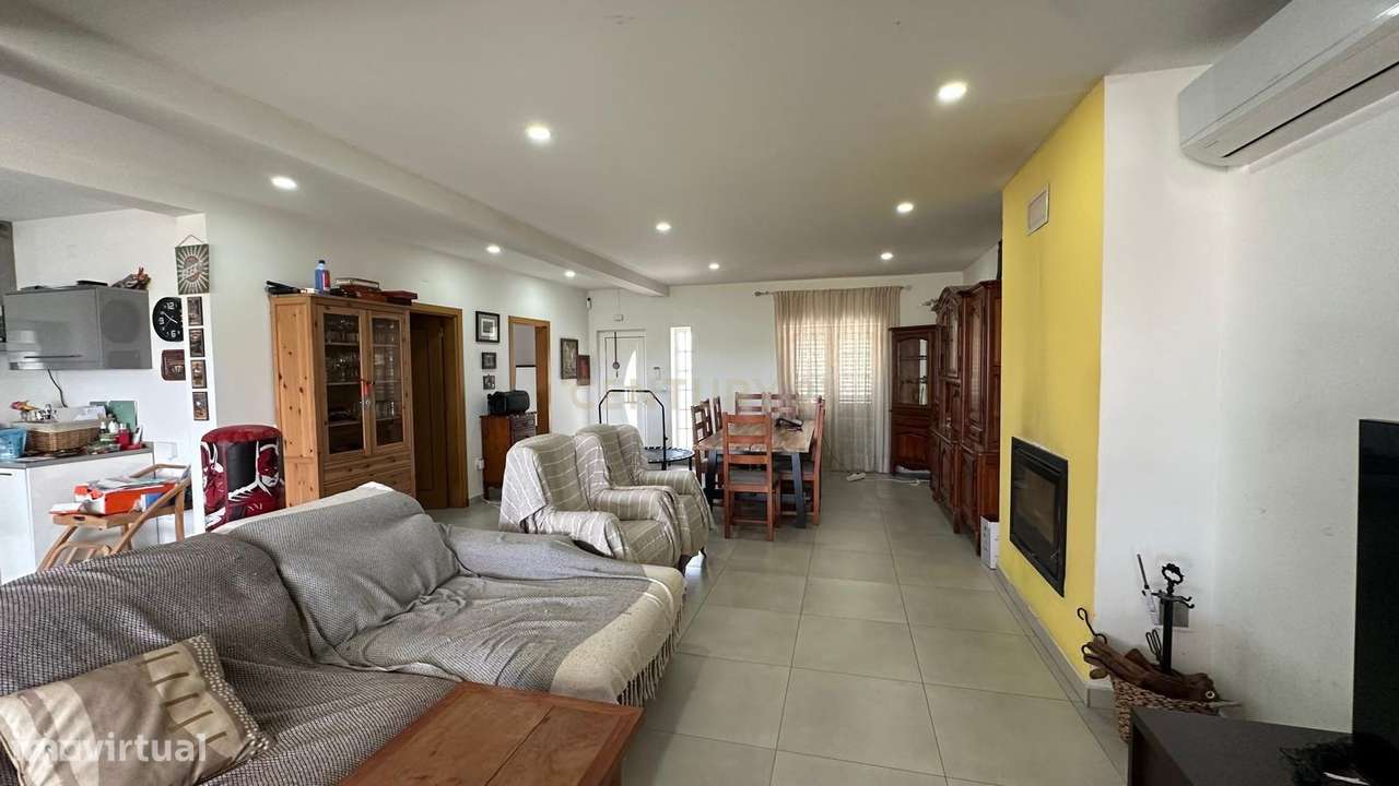 Moradia T4 com terreno em Oledo, Idanha-a-Nova-6