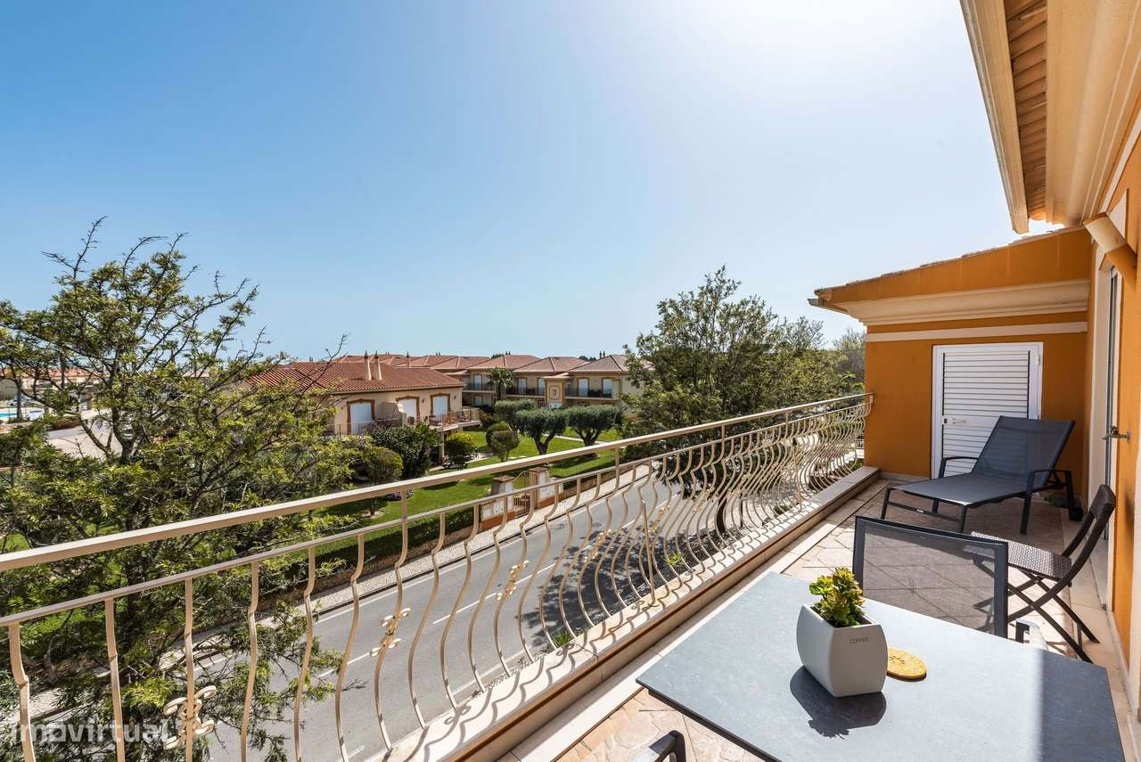 Boavista Golf - apartamento T2 no último andar com garagem ampla - Grande imagem: 2/24
