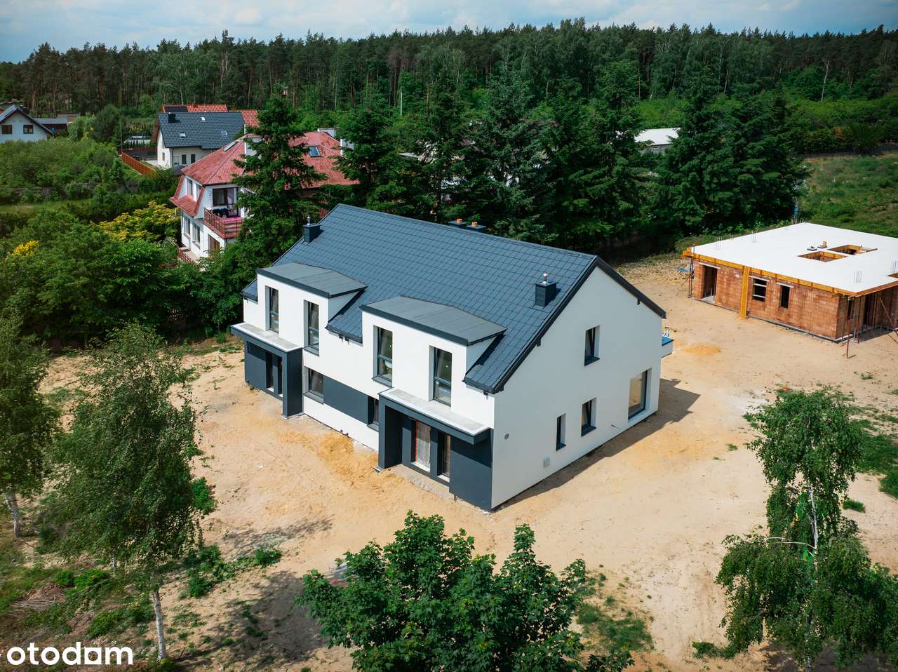 Nowoczesne domy w otulinie lasów blisko miasta - Krzywiec/Rąbień AB-10
