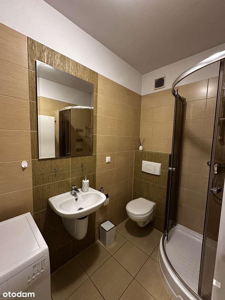 2-pokojowe mieszkanie z balkonem i miejscem parkingowym, centrum - Pełny obrazek: 5/11