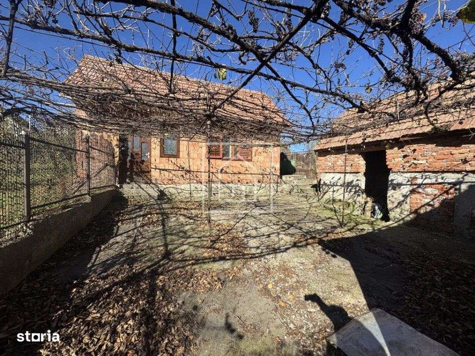 Casa individuala cu 500 mp teren si anexe, langa Sibiu, in Sura Mare-10