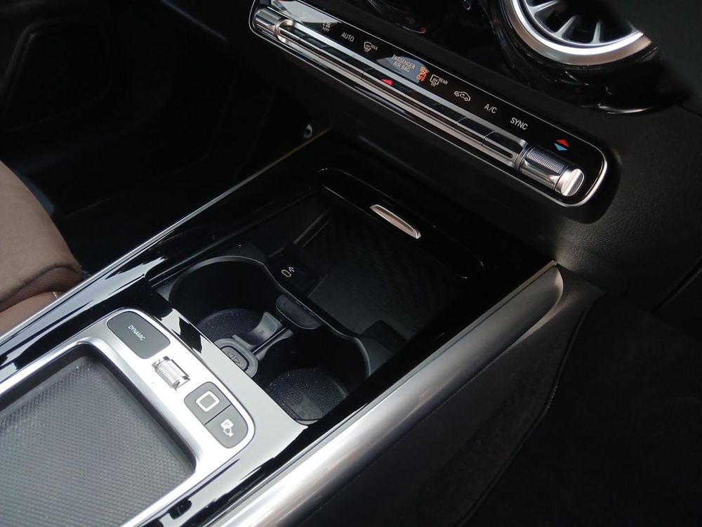 220 4matic 190KM Pakiet AMG Premium Szklany Dach FV23% Salon PL