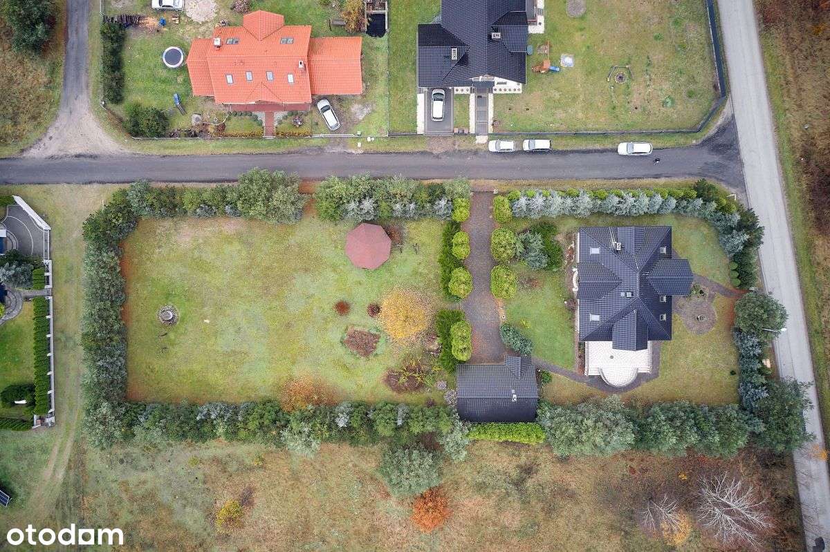 Dom wolnostojący w pięknej okolicy-5