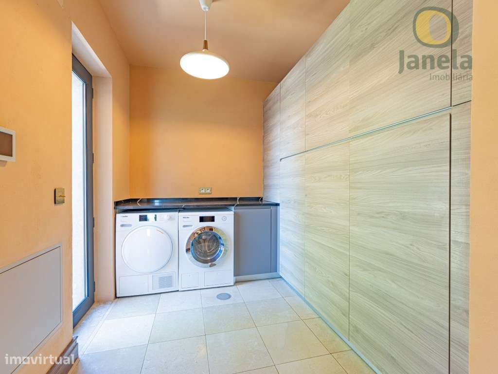 Encantadora Moradia T5 com vista Mar e Golfe, inserida num cenário ...-23