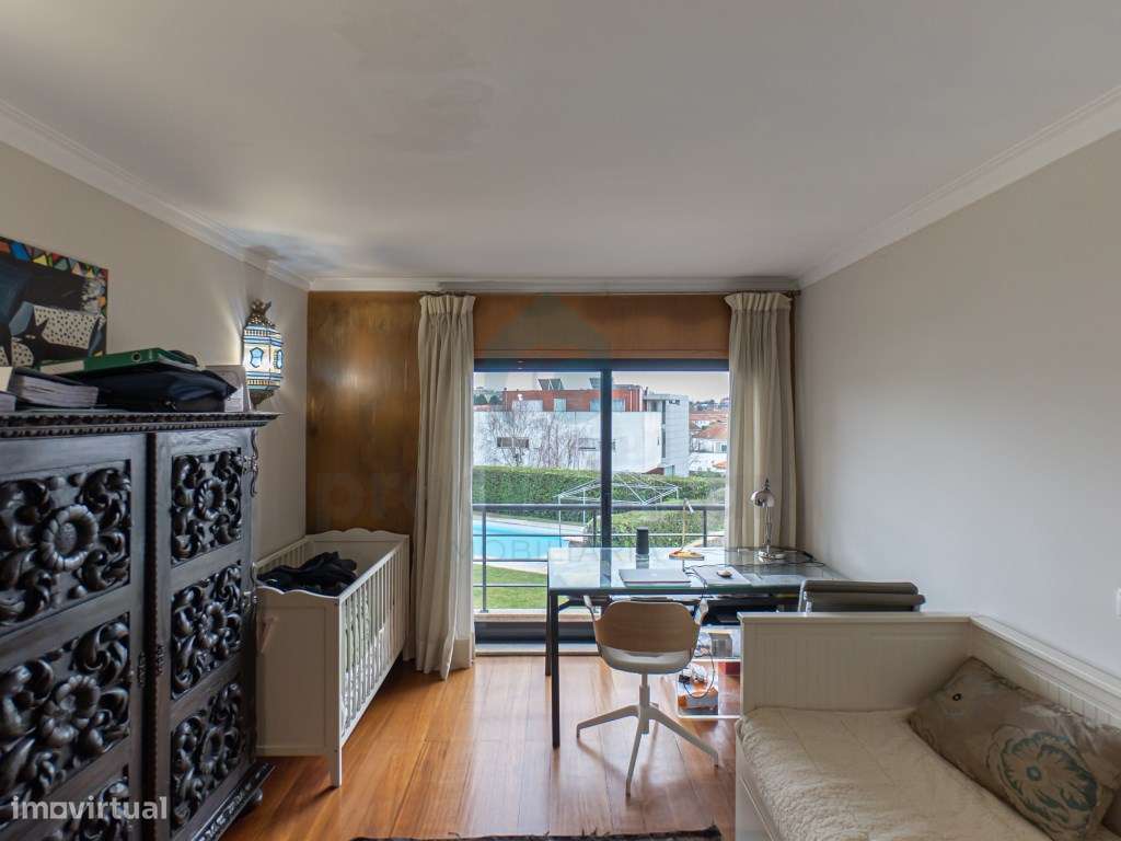 Moradia T5 em Vilarinha-32