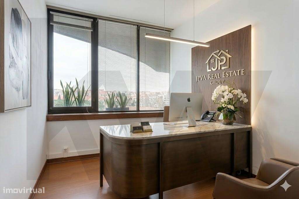 Escritório nas Amoreiras com vista panorâmica e grande versatilidade - Grande imagem: 2/15