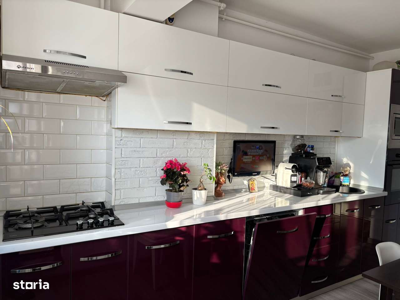 Apartament 3 camere decomandat,mobilat-Militari Residence-Comision 0%
