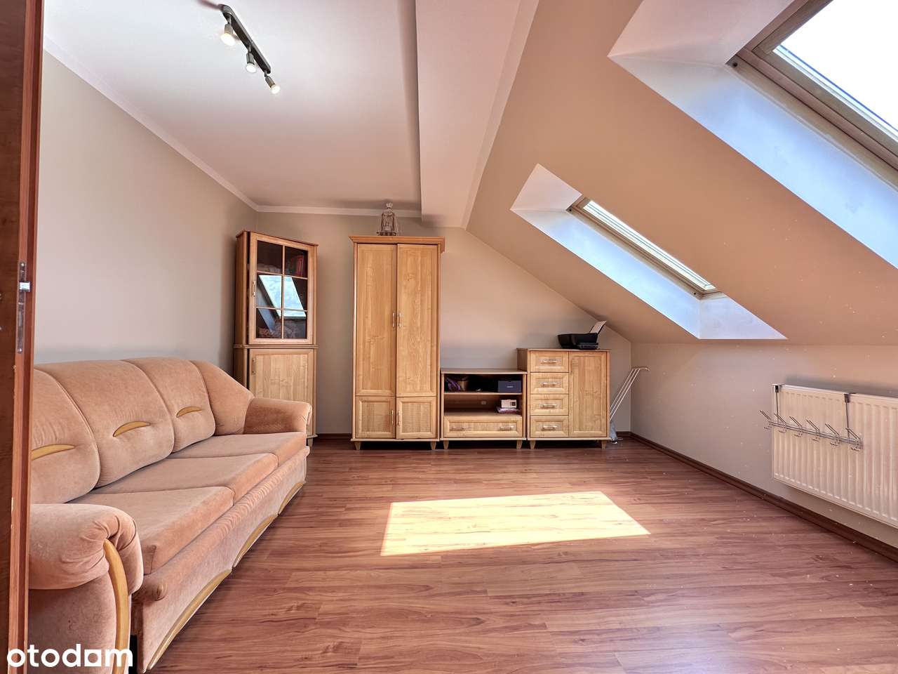 ZŁOTA PODKOWA  NOWOŚĆ, MIESZKANIE DWUPOZIOMOWE 5 POKOI-11