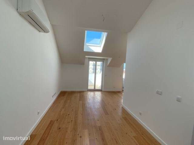 Apartamento T1 novo na Lapa - Grande imagem: 2/16