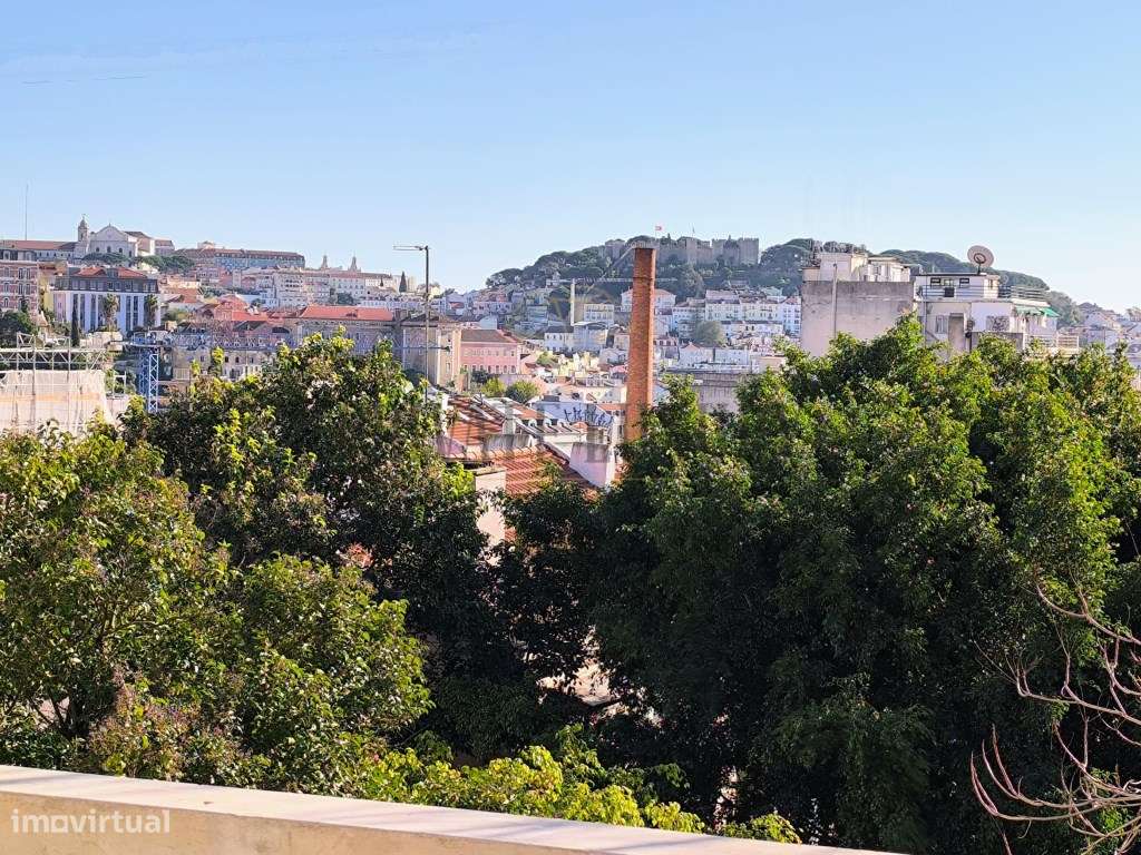 T3 Duplex Novo com Terraço junto à Praça da Alegria | Lisboa-16
