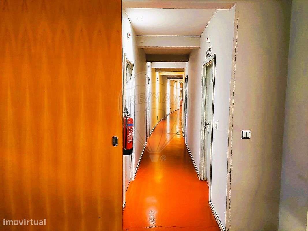 Escritório  para arrendamento - Grande imagem: 3/8