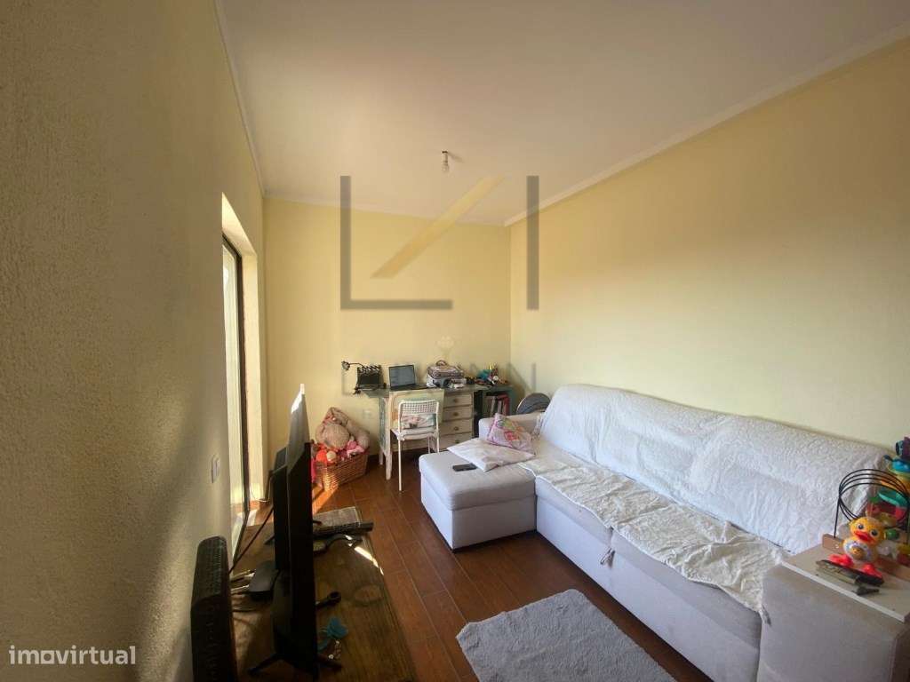 T1 à Venda - Último Andar com Terraços e Vistas Incríveis
Viva no ... - Grande imagem: 3/29