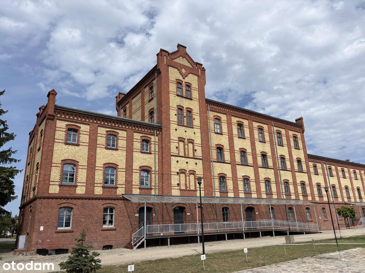 Wyjątkowe mieszkanie w Młynie Parowym w Pniewach-14