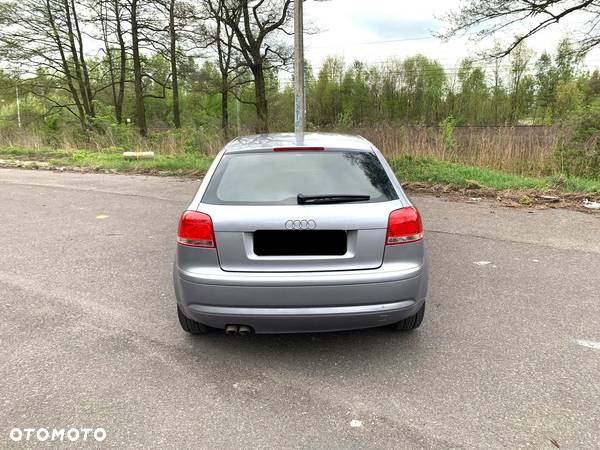 Audi A3 1.9 TDI Ambition - 4