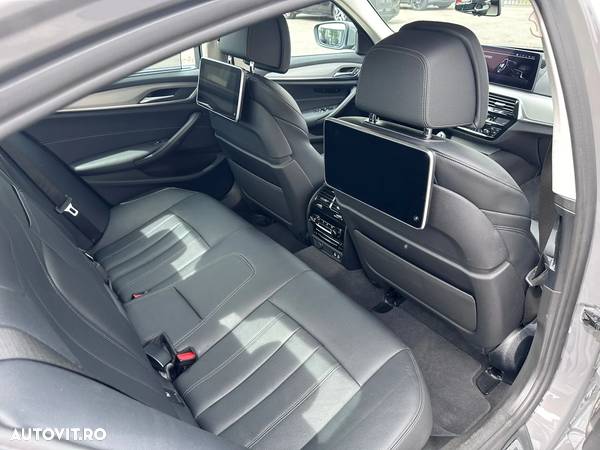 BMW Seria 5 545e xDrive Aut. - 28