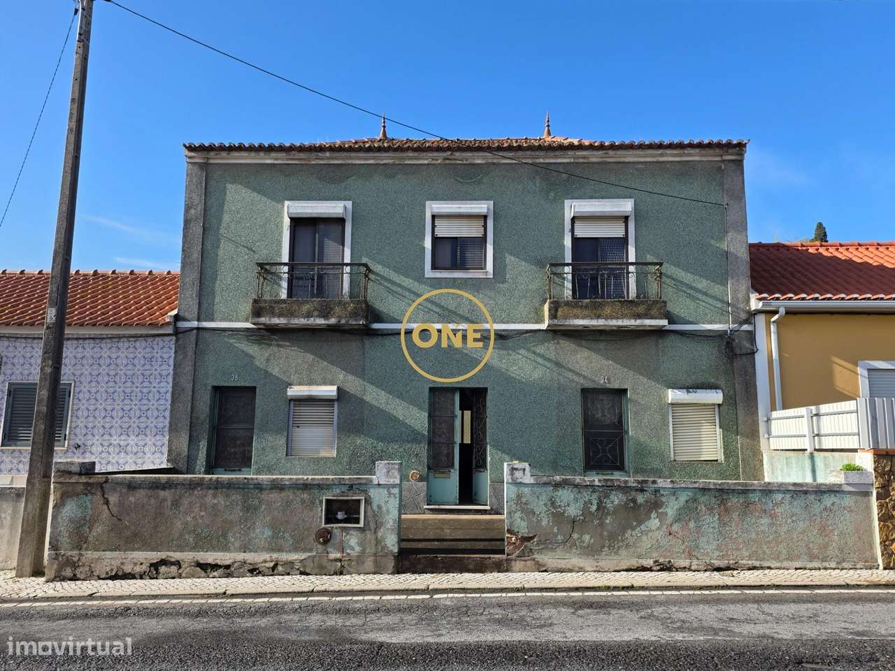 Moradia para Habitação + Comércio-5